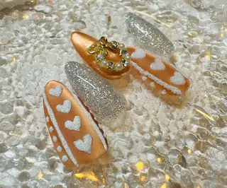 ネイル ネイルサロンエレノア所属・田端 笑理菜のネイルデザイン