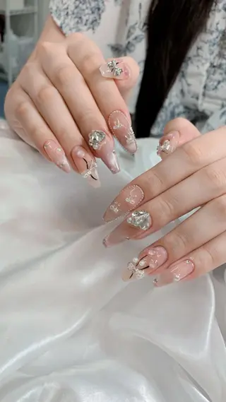 ネイル HANA 川越東口ネイルサロンのネイルデザイン