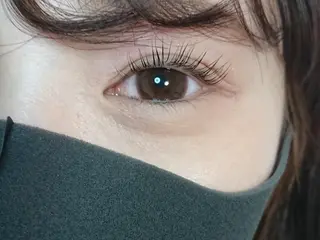 マツエク・マツパ 口コミ高評価🌠眉と まつ毛の専門MIKIのマツエク・マツパデザイン