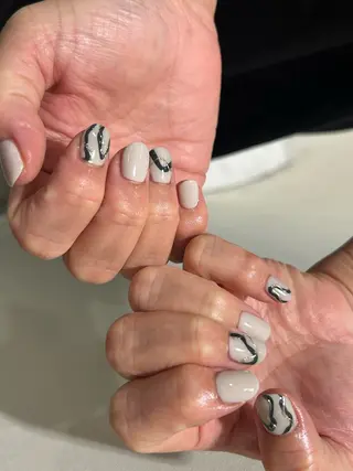 ネイル emunail  kannai所属・. mayuのネイルデザイン