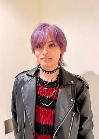 ショート カラー 新宿ケアブリーチ 稲垣颯太のヘアスタイル