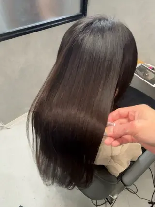 セミロング 縮毛矯正/透明感 グレージュ/辻部雅人のヘアスタイル