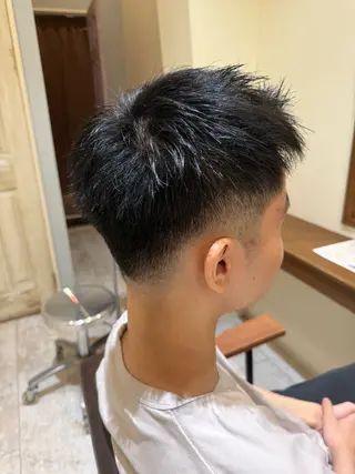 ショート メンズ イマ フジのヘアスタイル