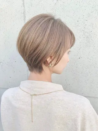 ショート ❣️韓国レイヤー ❣️渡部晃輝のヘアスタイル