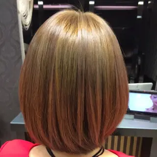 ショート カラー 知念 香トータル ビューティー🌷のヘアスタイル