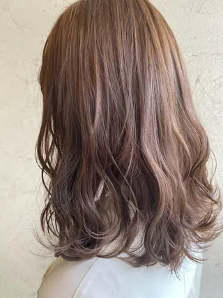 セミロング 小城 雪のヘアスタイル