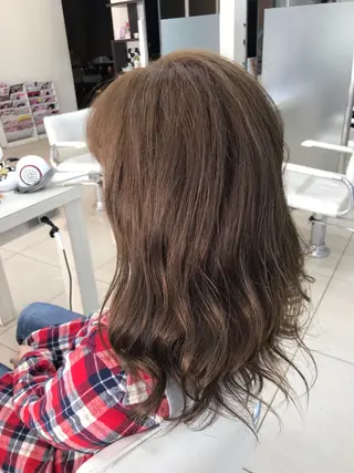 ミディアム カラー どんな髪の悩みも解決 します✨田嶋俊一✨のヘアスタイル