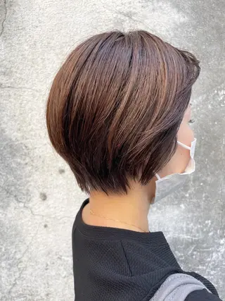 ショート カラー ママ美容師🙆‍♀️ yukaのヘアスタイル
