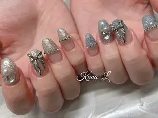 ネイル 芦辺 香奈のネイルデザイン
