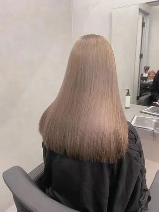 ロング ikuma/ ミルクティーのヘアスタイル