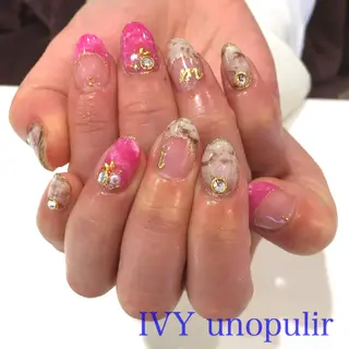 ネイル アンドルーチェ スクールの眉毛・アイブロウイメージ