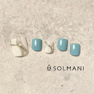 ネイル SOLMANI 予約担当のネイルデザイン