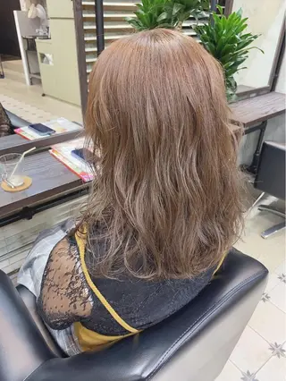 セミロング カラー 韓国ヘア☁️ mitsukiのヘアスタイル