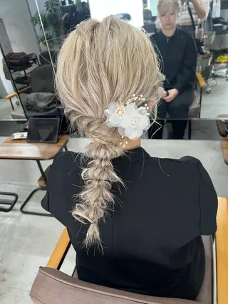 ロング maya レイヤーカットのヘアスタイル