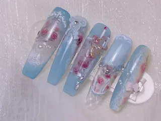 ネイル KARI ネイルサロンのネイルデザイン