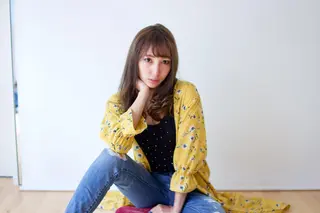 ロング カラー 佐藤 愛美のヘアスタイル