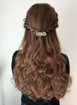 ヘアアレンジ 🎱Ricona🎱 eye/カラーのマツエク・マツパデザイン