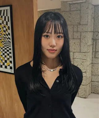 ロング カラー オト/レイヤー/ 暖色カラーのヘアスタイル