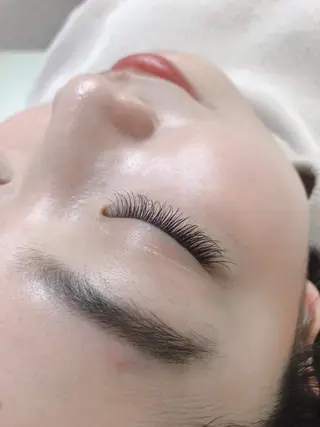 マツエク・マツパ 丸山 史香のヘアスタイル