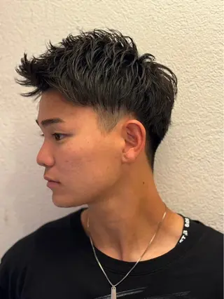 ショート まえひら じおんのヘアスタイル