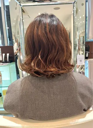 ミディアム パーマ コテ巻き風パーマ 藤澤　知彌のヘアスタイル