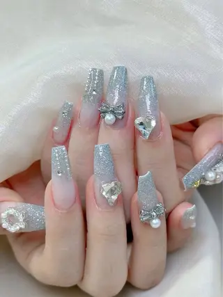 ネイル 小 雨のネイルデザイン