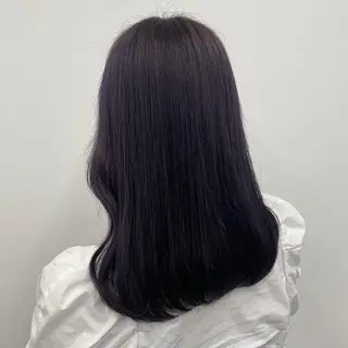 セミロング カラー ヘアアレンジ 🩵色落ち可愛い 寒色カラー🩵のヘアスタイル