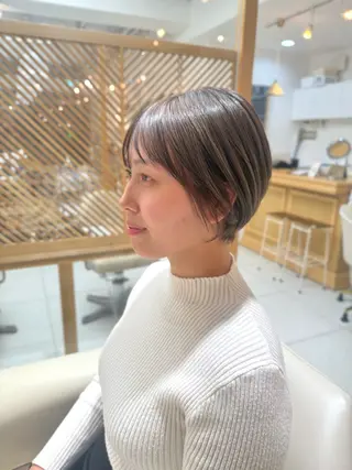 ショート カラー 安永 涼のヘアスタイル