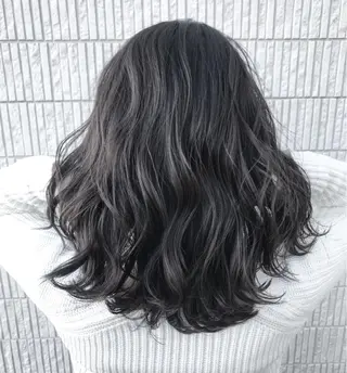 ミディアム カラー 古畑 佑悟のヘアスタイル