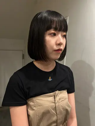 ショート hen所属・心斎橋/レイヤー/ ブリーチ/モエのヘアスタイル