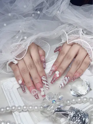 ネイル Yudia tamakiのネイルデザイン