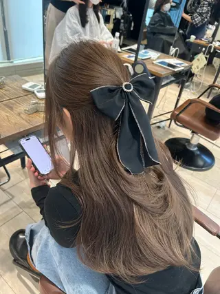 カラー 🎀大竹美侑／顔まわ りカット／レイヤーのヘアスタイル