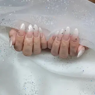 ネイル 金井 奈々のネイルデザイン