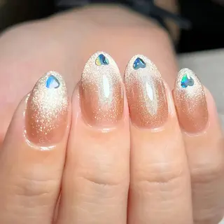 ネイル Mizuliネイル 眉毛メイクのサロンのネイルデザイン