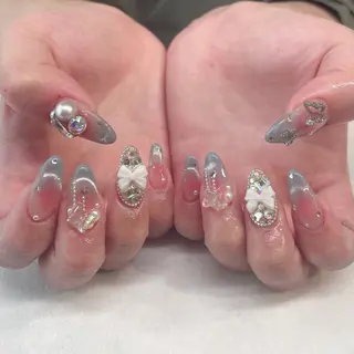 ネイル 💎🐰 saki. m 🐰💎のネイルデザイン