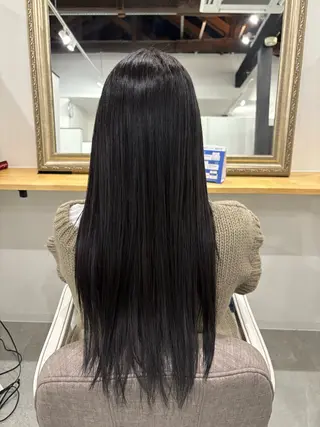 カラー ECLAT所属・山本 晴香のヘアスタイル