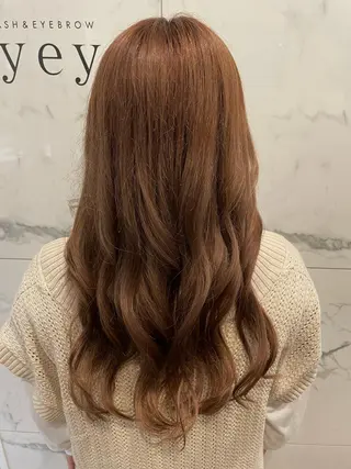 カラー 岡村 真子のヘアスタイル