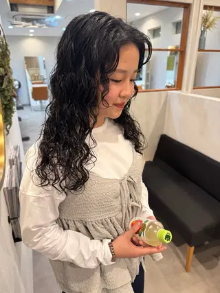 ロング パーマ Lita. hairdesign所属・kako ／透明感カラー🤍のヘアスタイル