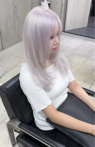 セミロング カラー Kvell&Co.所属・心斎橋/✨ハイトーン ✨/isseiのヘアスタイル