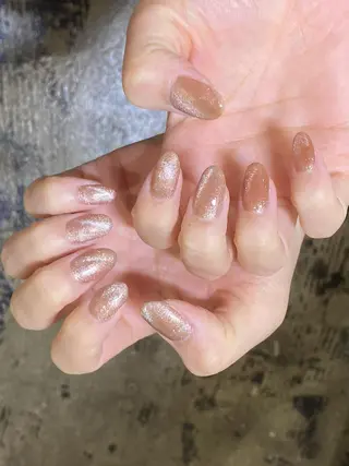 ネイル ♱˖⁺ 𝒎𝒐𝒑𝒊 ⁺のネイルデザイン