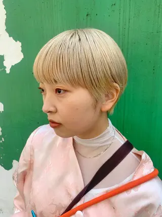 ショート カラー ハイトーンNo.1✨ パーマ✨イマイタツヤのヘアスタイル