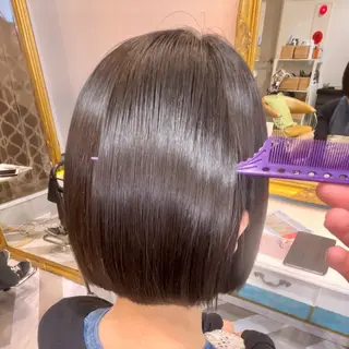 ミディアム カラー 髪質改善【縮毛矯正】 美髪ボブを量産する人のヘアスタイル