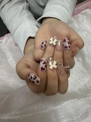 ネイル Yuli ネイルのネイルデザイン