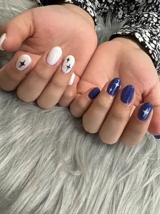 ショート forR's AIKAのネイルデザイン