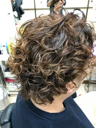 パーマ メンズ ヘアサロン モカ所属・石塚 浩のヘアスタイル