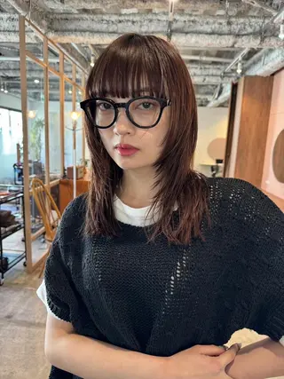 カラー パーマ ミディアム CEINE PATHのヘアスタイル