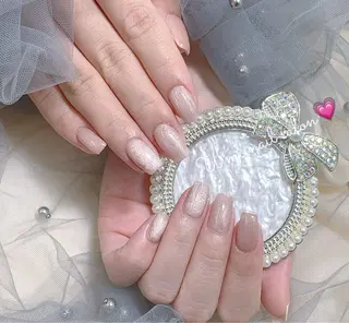 ネイル U·Mi nail salon所属・U·MI 長さ出し専門店のネイルデザイン