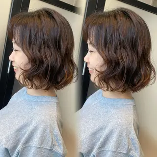 ミディアム カラー パーマ SALOWIN浦和所属・齋藤 沙耶佳のヘアスタイル