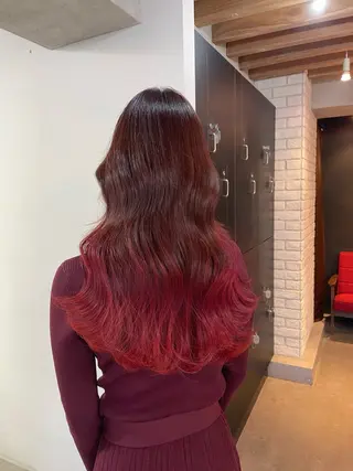ロング 横山 奈央のヘアスタイル