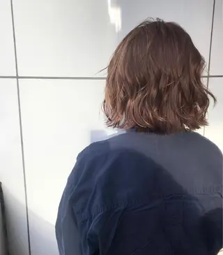 ミディアム カラー ヘアアレンジ ネイル マツエク・マツパ 福壽 優奈のヘアスタイル